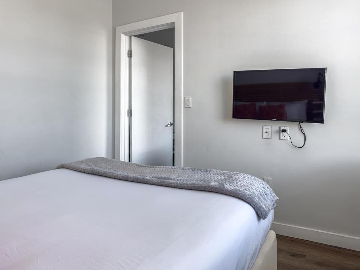 Luxe 2Br1Bath South Beach 1 Min Walk From Ocean Miami Beach Kültér fotó